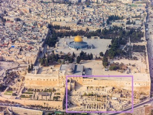 Israel-2013(2)-Aerial-Jerusalem-Temple_Mount-Temple_Mount_(south_exposure)